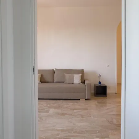 Apartman Accogliente Trilocale A *