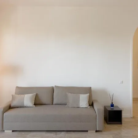 아파트 Accogliente Trilocale A