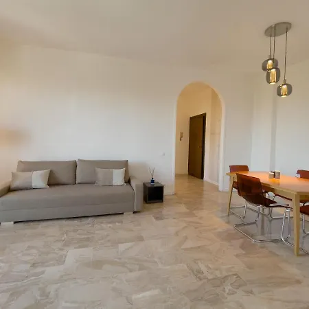 Accogliente Trilocale A Apartment