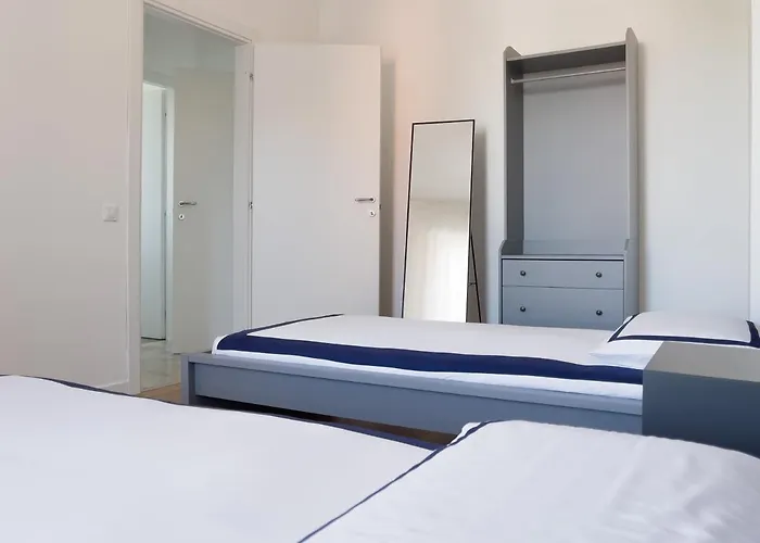 Accogliente Trilocale A Brescia