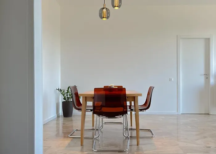 Accogliente Trilocale A Daire Brescia